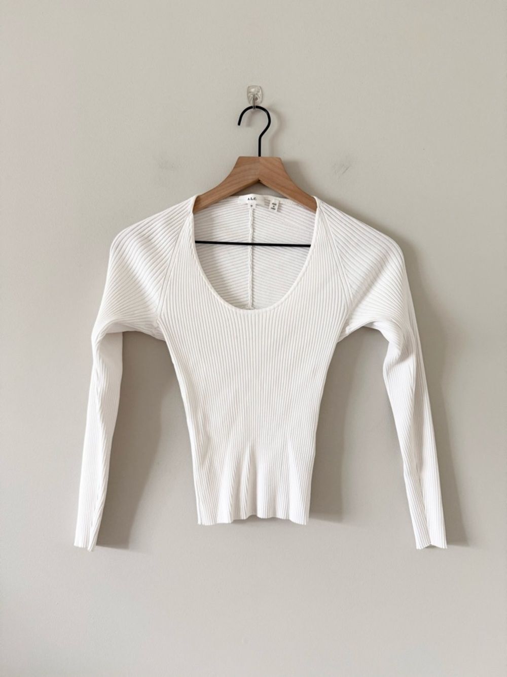 A.L.C. Ribbed Scoop-Neck Long Sleeve Top in White Size M